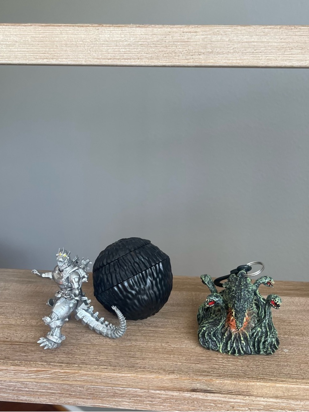 Lot of 2 Surreal Godzilla Hangers Clip & Mechagodzilla Figure Movie Monsters Org